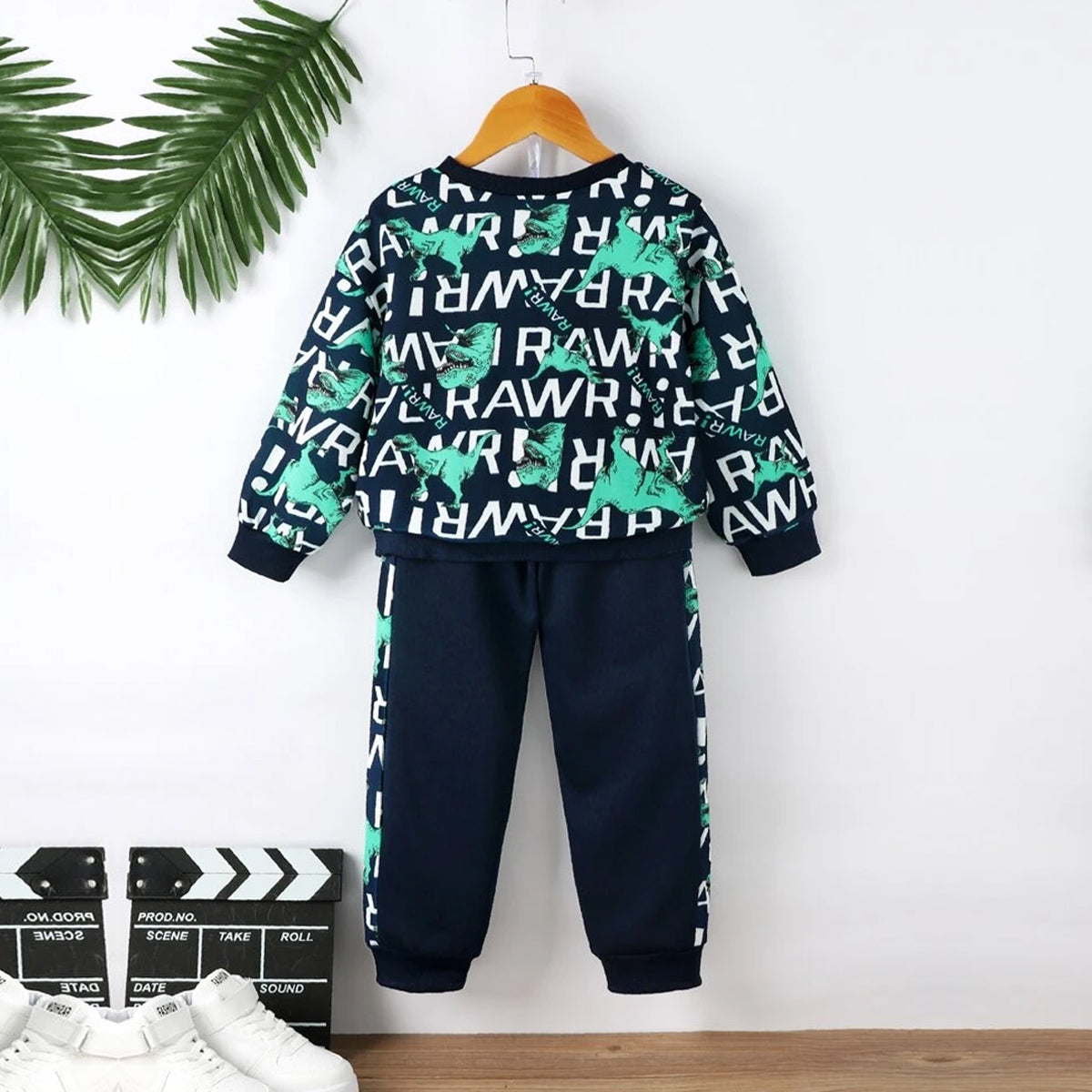Venutaloza Stylish Baby Set Dinosaur Animal & Tie Dye Fleece & Letter Graphic & Alphabet Letter (Combo Pack Of 3) T-Shirt & Pants.